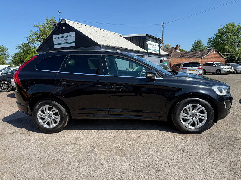 Volvo XC60 2.0 D4 SE SUV 5dr Diesel Manual Euro 6 (s/s) (181 ps) 5dr Manual 2026