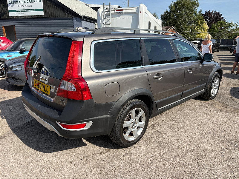 Volvo XC70 2.4 D5 SE Lux Estate 5dr Diesel Geartronic AWD Euro 5 (205 ps) 5dr Automatic 2026