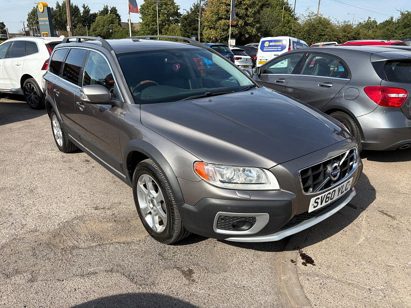 Volvo XC70 2.4 D5 SE Lux Estate 5dr Diesel Geartronic AWD Euro 5 (205 ps) 5dr Automatic 2026