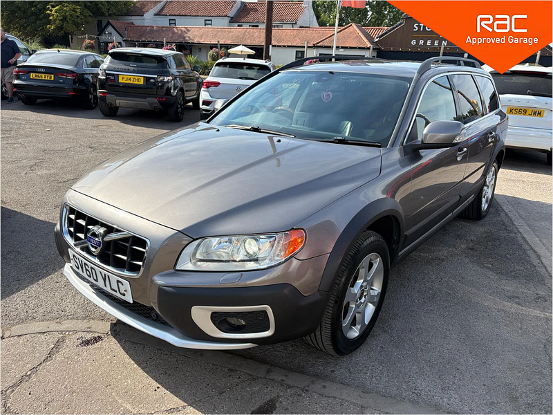 Volvo XC70 2.4 D5 SE Lux Estate 5dr Diesel Geartronic AWD Euro 5 (205 ps) 5dr Automatic 2026