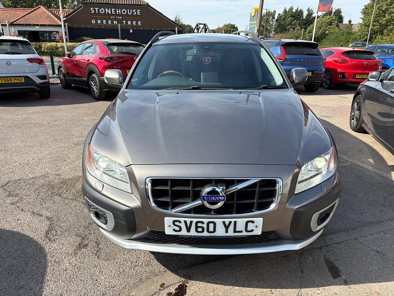 Volvo XC70 2.4 D5 SE Lux Estate 5dr Diesel Geartronic AWD Euro 5 (205 ps) 5dr Automatic 2026