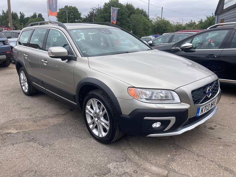 Volvo XC70 2.4 D5 SE Lux Estate 5dr Diesel Geartronic AWD Euro 5 (215 ps) 5dr Automatic 2026
