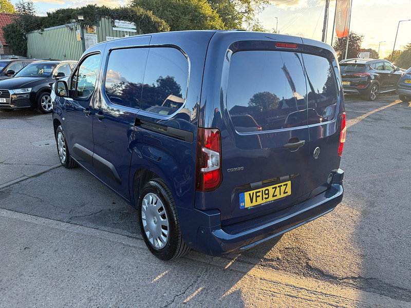 Vauxhall Combo 1.6 Turbo D 2000 Sportive Panel Van 4dr Diesel Manual L1 H1 Euro 6 (s/s) (100 ps) 4dr Manual 2026