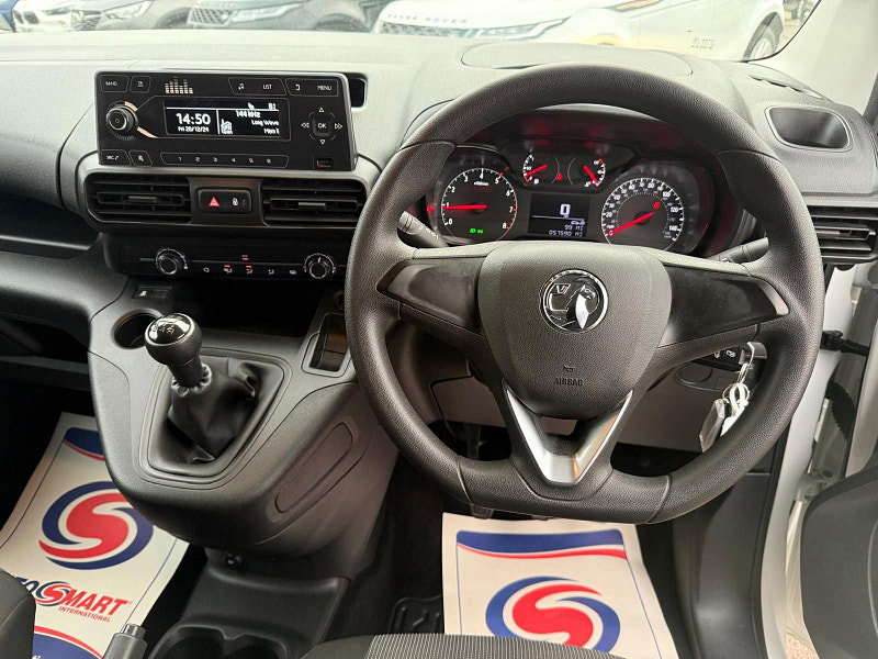 Vauxhall Combo 1.6 Turbo D 2300 Edition Panel Van 6dr Diesel Manual L2 Euro 6 (s/s) (100 ps) 6dr Manual 2026