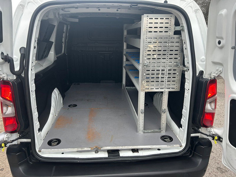Vauxhall Combo 1.6 Turbo D 2300 Edition Panel Van 6dr Diesel Manual L2 Euro 6 (s/s) (100 ps) 6dr Manual 2026