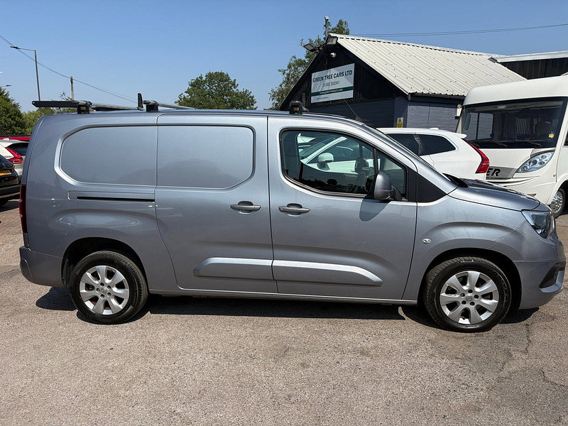 Vauxhall Combo 1.6 Turbo D 2300 Limited Edition Nav Panel Van 4dr Diesel Manual L2 H1 Euro 6 (s/s) (100 ps) 4dr Manual 2026