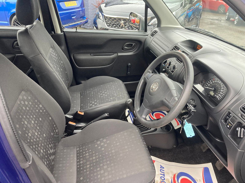 Vauxhall Agila 1.0i 12v Expression MPV 5dr Petrol Manual (139 g/km, 59 bhp) 5dr Manual 2026