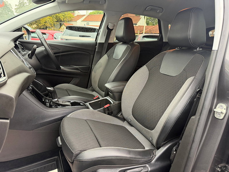 Vauxhall Grandland X 1.2 Turbo GPF Sport Nav SUV 5dr Petrol Auto Euro 6 (s/s) (130 ps) 5dr Automatic 2026