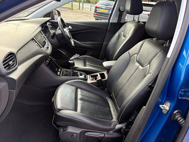 Vauxhall Grandland X 1.2 Turbo Elite Nav SUV 5dr Petrol Manual Euro 6 (s/s) (130 ps) 5dr Manual 2026