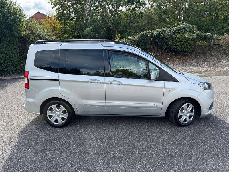 Ford Tourneo Courier