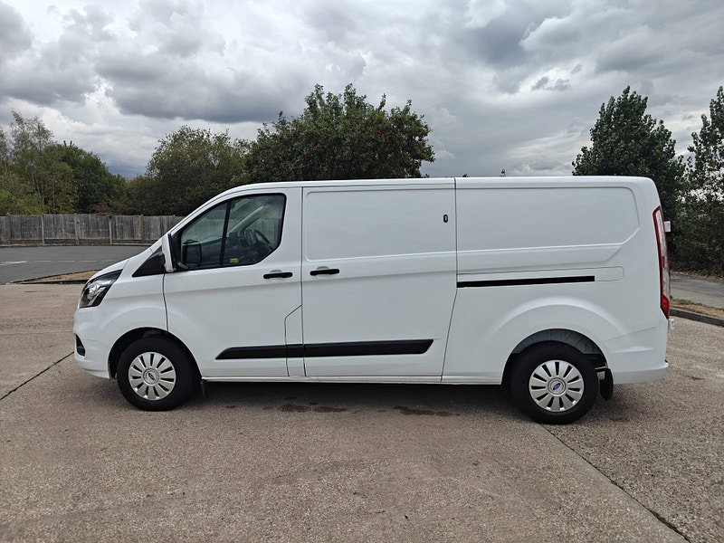 Ford Transit Custom 2.0 300 EcoBlue Trend Panel Van 5dr Diesel Manual L2 H1 Euro 6 (130 ps) 5dr Manual 2026
