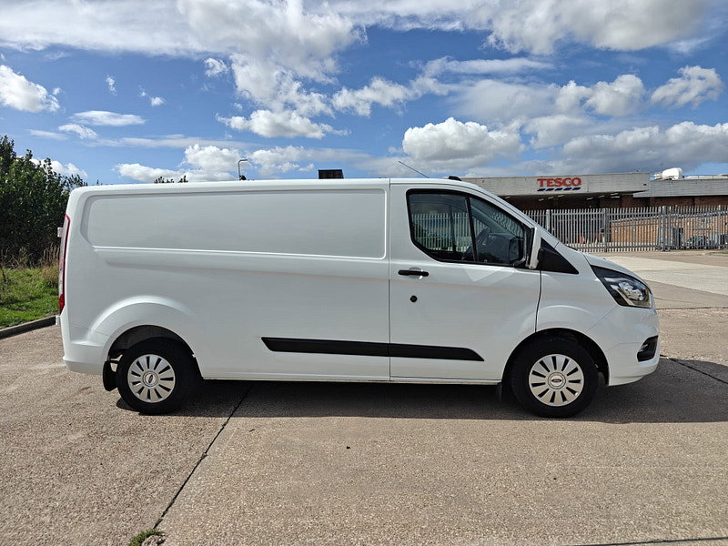 Ford Transit Custom 2.0 300 EcoBlue Trend Panel Van 5dr Diesel Manual L2 H1 Euro 6 (130 ps) 5dr Manual 2026