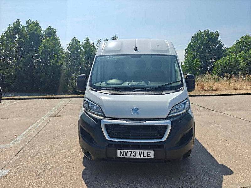 Peugeot Boxer 2.2 BlueHDi 335 LWB Professional Premium + Panel Van 5dr Diesel Manual L3 H2 Euro 6 (s/s) (140 ps) 5dr Manual 2026