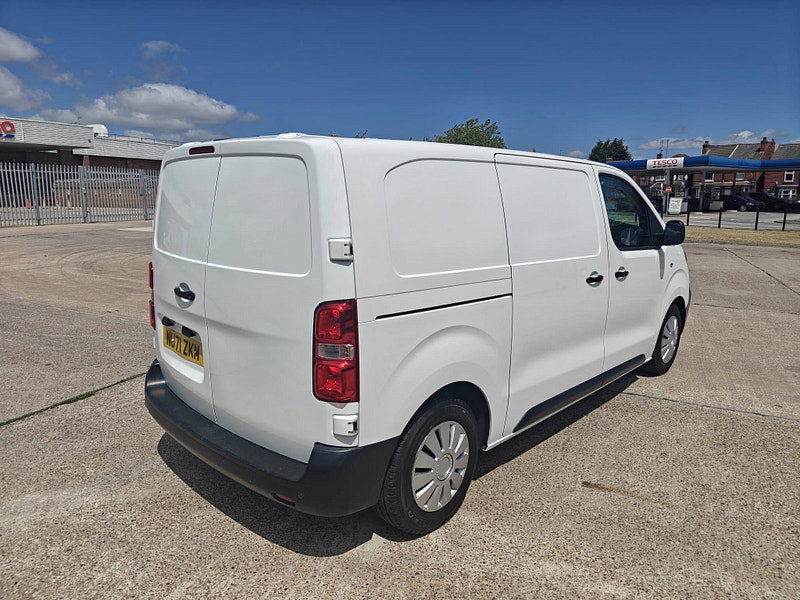 Peugeot Expert 1.5 BlueHDi 1000 Professional Premium Standard Panel Van 6dr Diesel Manual MWB Euro 6 (s/s) (100 bhp) 6dr Manual 2026
