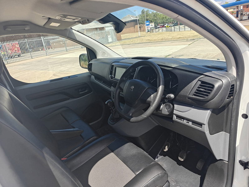 Peugeot Expert 1.5 BlueHDi 1000 Professional Premium Standard Panel Van 6dr Diesel Manual MWB Euro 6 (s/s) (100 bhp) 6dr Manual 2026