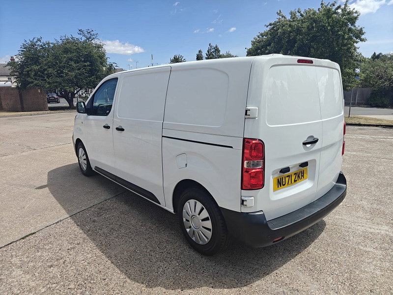 Peugeot Expert 1.5 BlueHDi 1000 Professional Premium Standard Panel Van 6dr Diesel Manual MWB Euro 6 (s/s) (100 bhp) 6dr Manual 2026