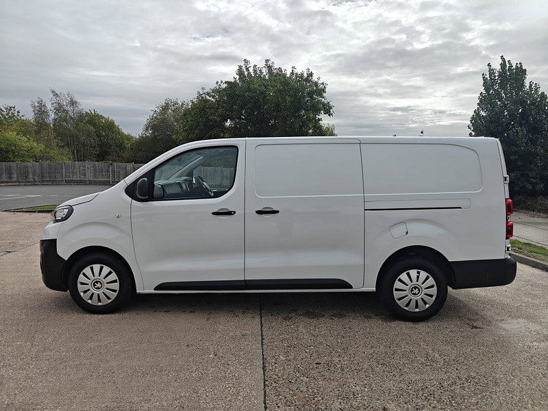 Peugeot Expert 2.0 BlueHDi 1400 Professional Premium + Long Panel Van 6dr Diesel Manual LWB Euro 6 (145 ps) 6dr Manual 2026