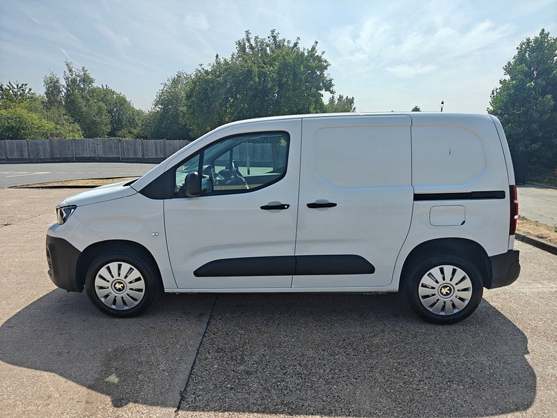 Peugeot Partner 1.5 BlueHDi 1000 Professional Premium + Standard Panel Van 5dr Diesel Manual SWB Euro 6 (s/s) (100 bhp) 5dr Manual 2026