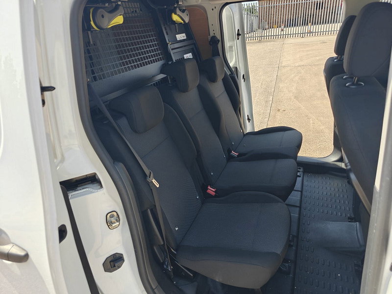 Peugeot Partner CREW CAB PROFESSIONAL 1.5BHDI 100PS LONG 0dr Manual 2026