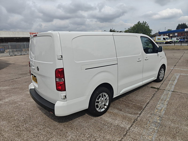 Vauxhall Vivaro 2.0 Turbo D 3100 Sportive Panel Van 5dr Diesel Manual L2 H1 Euro 6 (s/s) (120 ps) 5dr Manual 2026