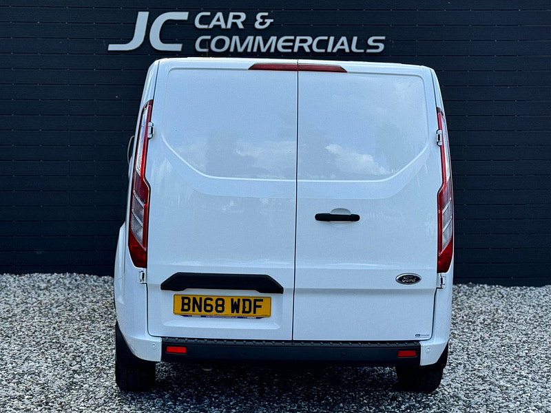 Ford Transit Custom 2.0 300 EcoBlue Trend Panel Van 5dr Diesel Manual L2 H1 Euro 6 (105 ps)
