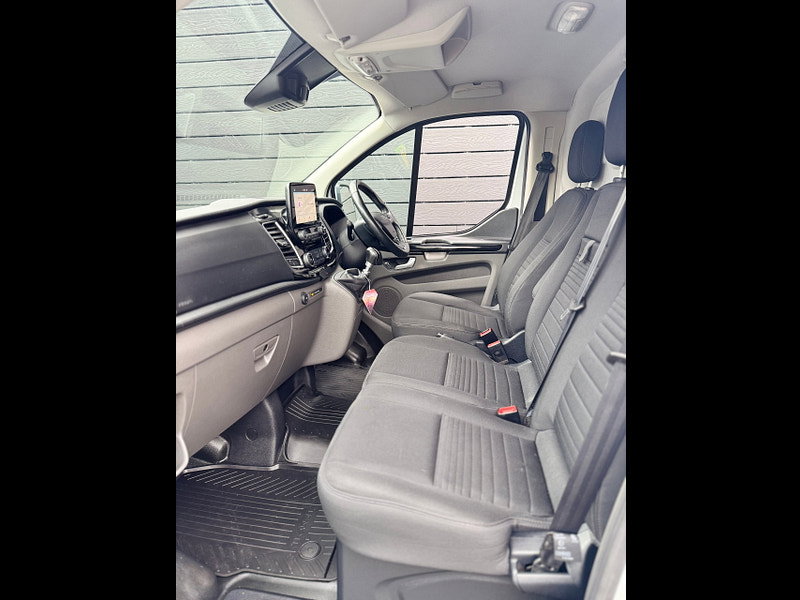 Ford Transit Custom 2.0 300 EcoBlue Limited Panel Van 5dr Diesel Manual L1 H1 Euro 6 (s/s) (130 ps)