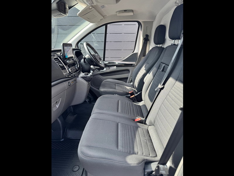 Ford Transit Custom 2.0 300 EcoBlue Limited Panel Van 5dr Diesel Manual L1 H1 Euro 6 (s/s) (130 ps)
