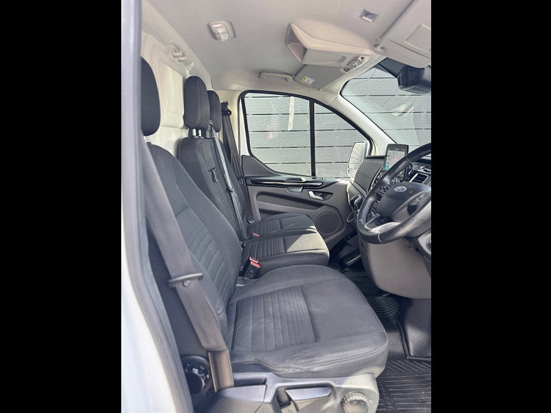 Ford Transit Custom 2.0 300 EcoBlue Limited Panel Van 5dr Diesel Manual L1 H1 Euro 6 (s/s) (130 ps)