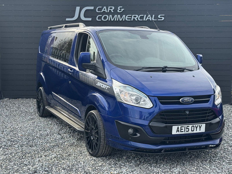 Ford Transit Custom 2.2L 290 Ltd E-Tech Diesel Manual Euro 5 (123 bhp) 5dr Manual 2026