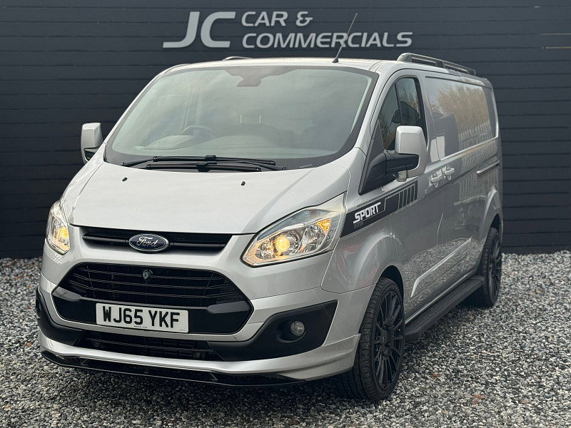 Ford Transit Custom 2.2L 290 Ltd E-Tech Diesel Manual Euro 5 (123 bhp)