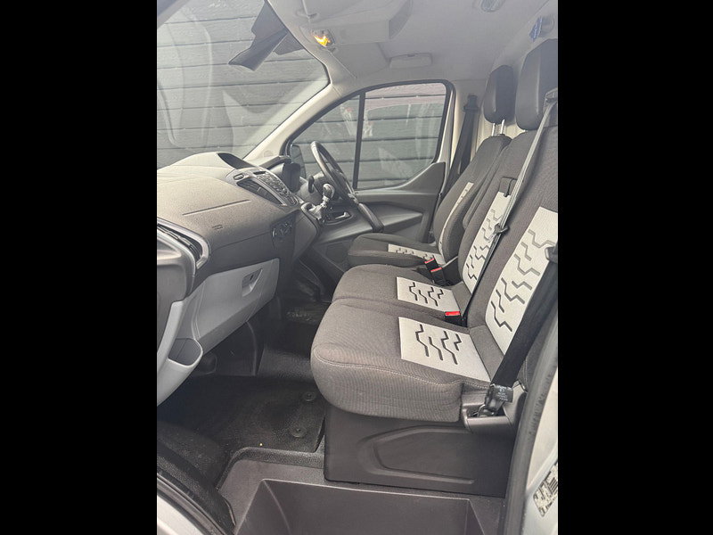 Ford Transit Custom 2.2L 290 Ltd E-Tech Diesel Manual Euro 5 (123 bhp)