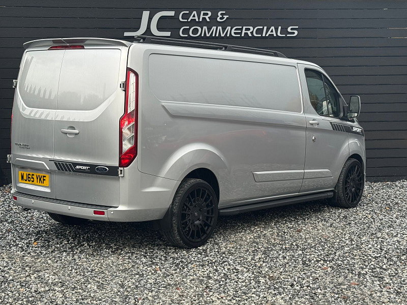 Ford Transit Custom 2.2L 290 Ltd E-Tech Diesel Manual Euro 5 (123 bhp)