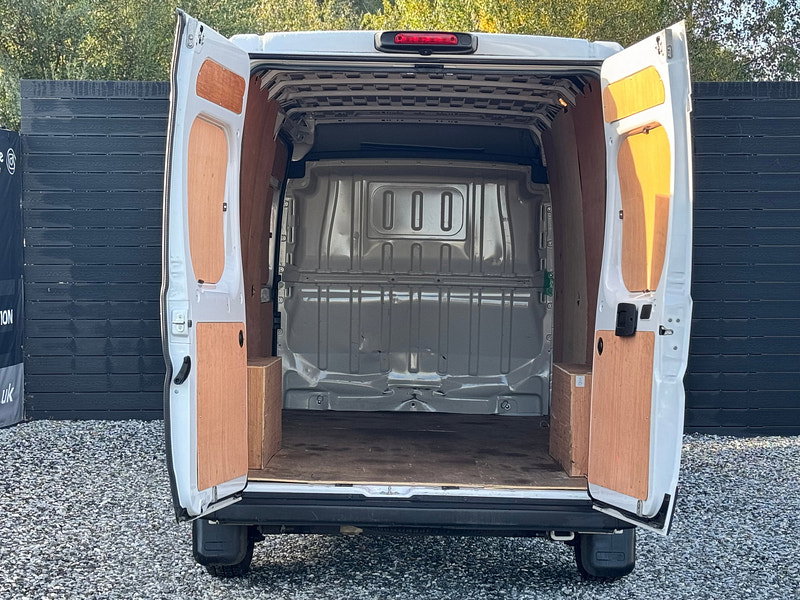 Fiat Ducato 2.2 MultijetIII 35 Panel Van 5dr Diesel Manual L H2 Euro 6 (140 ps)