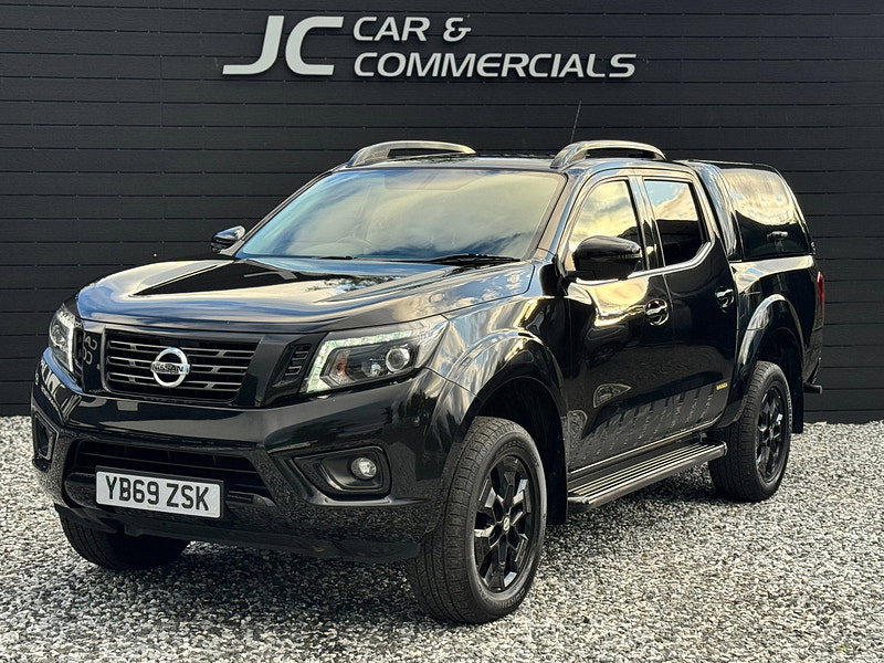 Nissan Navara 2.3 dCi N-Guard Pickup Double Cab 4dr Diesel Auto 4WD Euro 6 (190 ps)