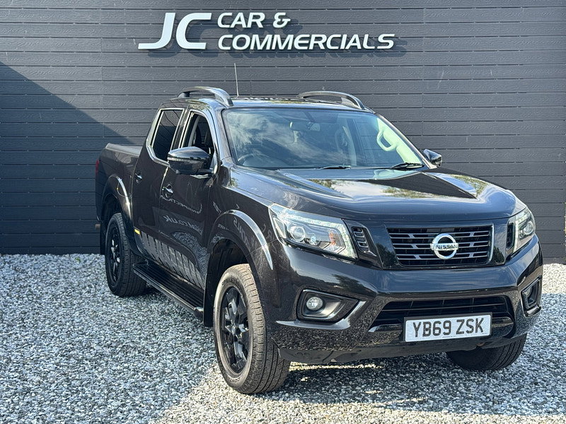 Nissan Navara 2.3 dCi N-Guard Pickup Double Cab 4dr Diesel Auto 4WD Euro 6 (190 ps)