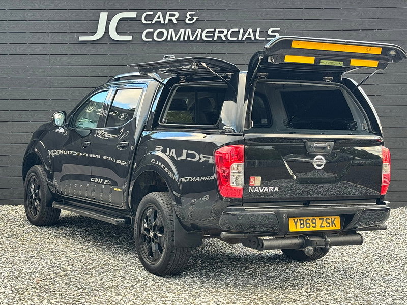 Nissan Navara 2.3 dCi N-Guard Pickup Double Cab 4dr Diesel Auto 4WD Euro 6 (190 ps)