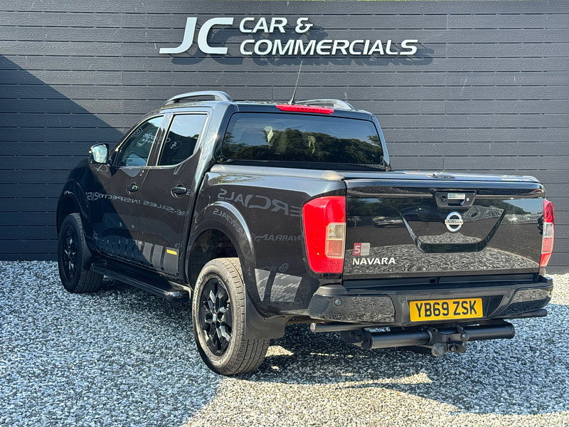 Nissan Navara 2.3 dCi N-Guard Pickup Double Cab 4dr Diesel Auto 4WD Euro 6 (190 ps)