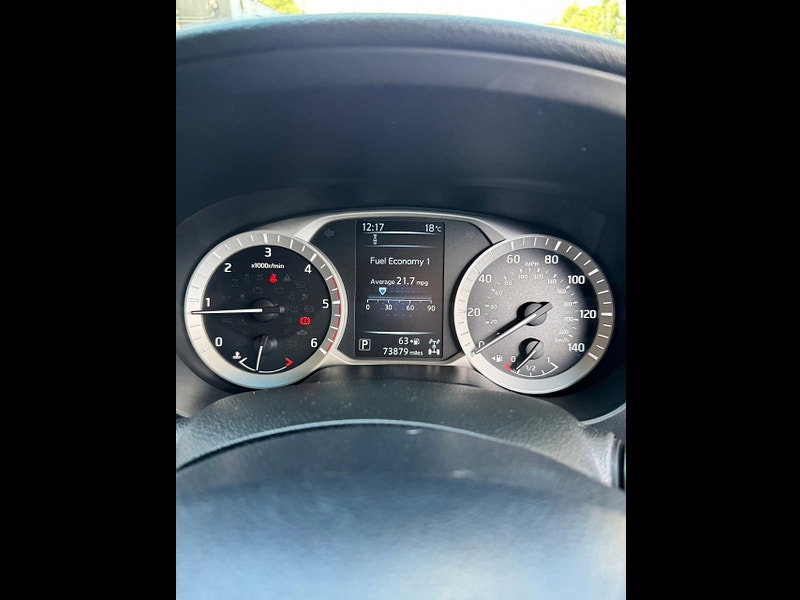 Nissan Navara 2.3 dCi Tekna Pickup Double Cab 4dr Diesel Auto 4WD Euro 6 (190 ps)