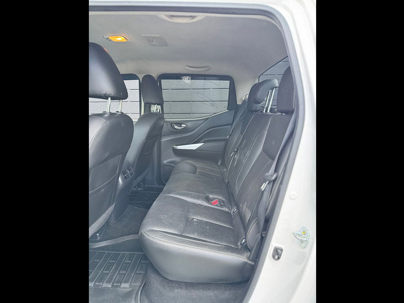 Nissan Navara 2.3 dCi Tekna Pickup Double Cab 4dr Diesel Manual 4WD Euro 6 (s/s) (190 ps) 4dr Manual 2026