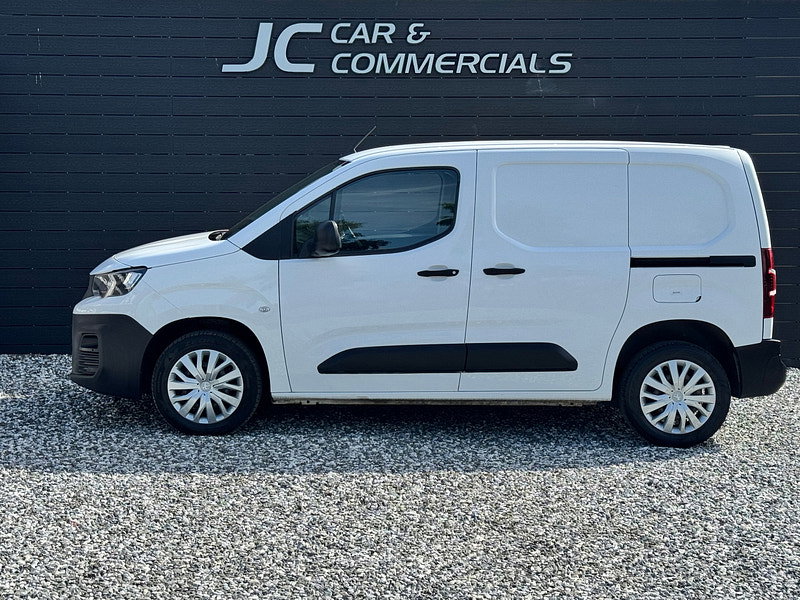 Peugeot Partner 1.6 BlueHDi 1000 Professional Standard Panel Van 5dr Diesel Manual SWB Euro 6 (s/s) (100 bhp) 5dr Manual 2026