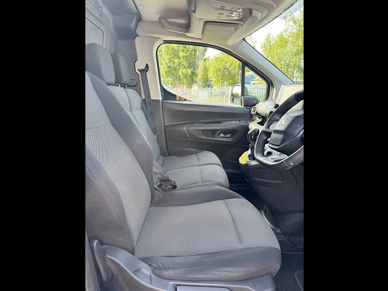 Peugeot Partner 1.6 BlueHDi 1000 Professional Standard Panel Van 5dr Diesel Manual SWB Euro 6 (s/s) (100 bhp) 5dr Manual 2026