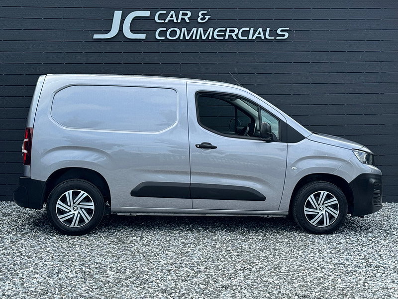 Peugeot Partner 1.6 BlueHDi 650 Professional Standard Panel Van 5dr Diesel Manual SWB Euro 6 (75 bhp)