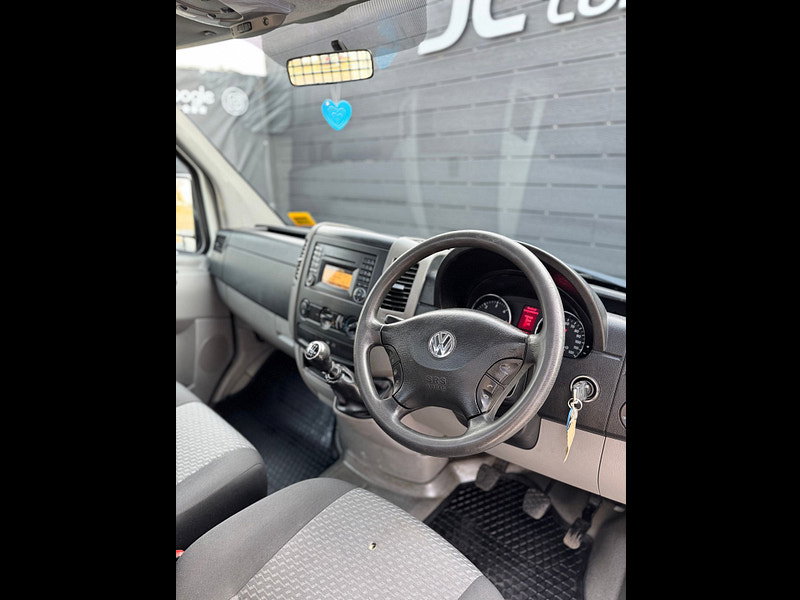 Volkswagen Crafter 2.0 TDI CR35 Chassis Cab 2dr Diesel Manual L3 (139 g/km, 134 bhp) 2dr Manual 2026