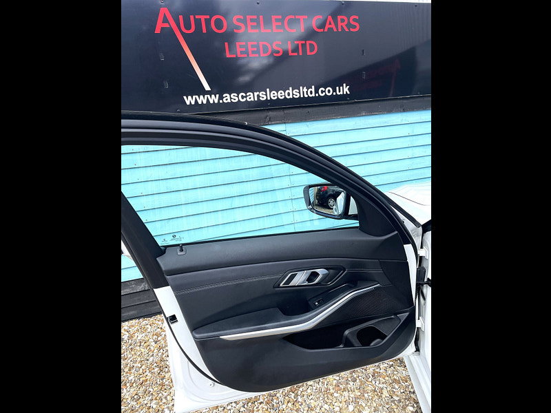 BMW 3 Series 2.0 320i M Sport Saloon 4dr Petrol Auto Euro 6 (s/s) (184 ps) 4dr Automatic 2026
