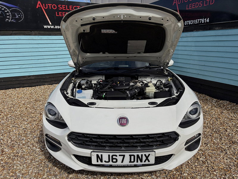 Fiat 124 Spider 1.4 MultiAir Classica Convertible 2dr Petrol Euro 6 (140 ps) 2dr Manual 2026