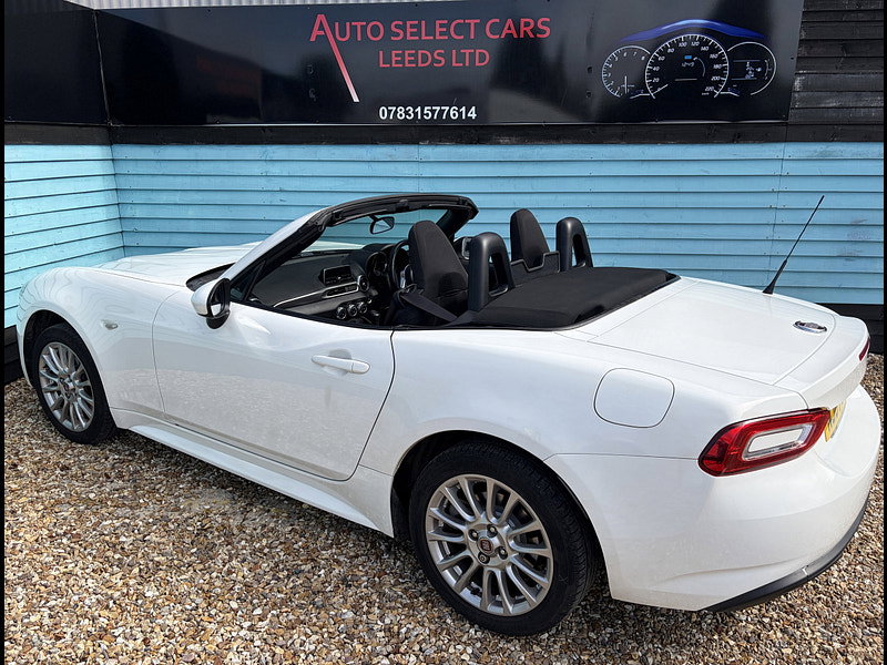 Fiat 124 Spider 1.4 MultiAir Classica Convertible 2dr Petrol Euro 6 (140 ps) 2dr Manual 2026