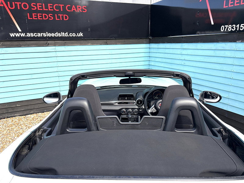 Fiat 124 Spider 1.4 MultiAir Classica Convertible 2dr Petrol Euro 6 (140 ps) 2dr Manual 2026