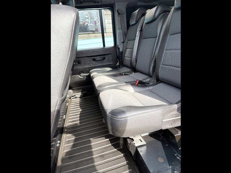 Land Rover DEFENDER 110 2.2 TDCi XS Utility Wagon Double Cab 5dr Diesel Manual 4WD MWB Euro 5 (122 ps) 5dr Manual 2026