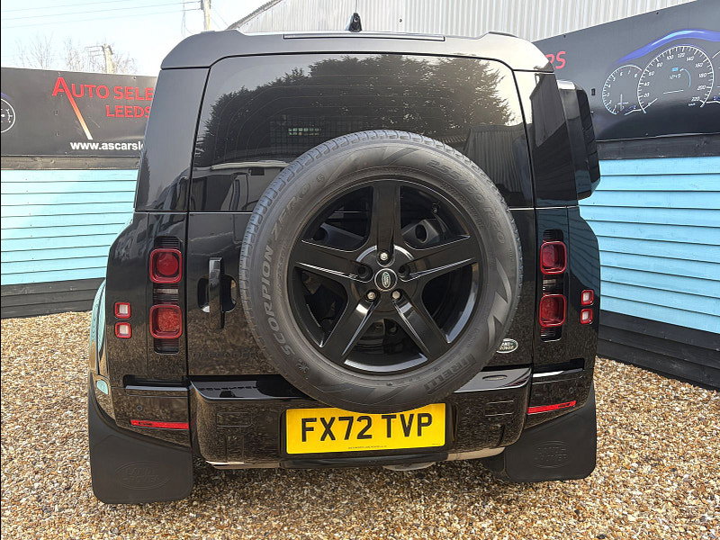Land Rover DEFENDER 110 3.0 D250 MHEV SE Hard Top SUV 5dr Diesel Auto 4WD MWB Euro 6 (s/s) (250 ps) 5dr Automatic 2026