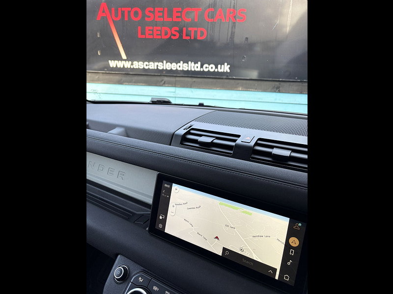 Land Rover DEFENDER 110 3.0 D250 MHEV SE Hard Top SUV 5dr Diesel Auto 4WD MWB Euro 6 (s/s) (250 ps) 5dr Automatic 2026